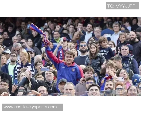 马竞因球迷种族歧视和投掷杂物被欧足联罚款四万欧元